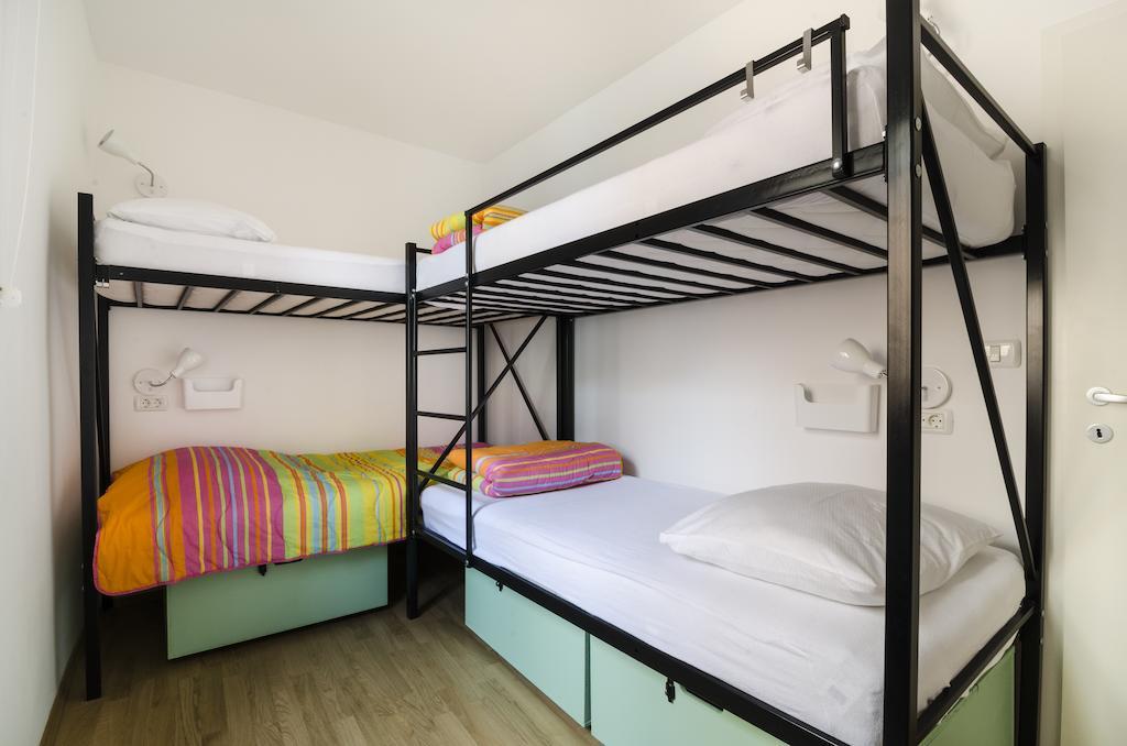 Hostel Alieti Izola Oda fotoğraf